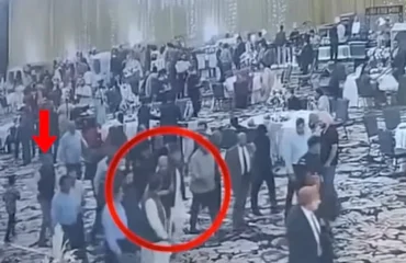 Βίντεο: H στιγμή που πρώην πρωθυπουργός του ινδικού Κασμίρ δέχεται πυροβολισμό εξ επαφής