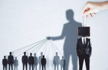 Πώς το Σύστημα με πονηρό τρόπο βγάζει αυτιστικούς όσους αντιδρούν και δεν δέχονται τα επίσημα αφηγήματα