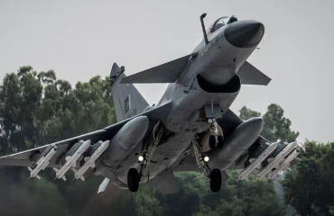 Προς νέα ανάφλεξη το Αφγανιστάν: Πακιστανικά J-10 βομβάρδισαν ανελέητα την Καμπούλ (βίντεο)