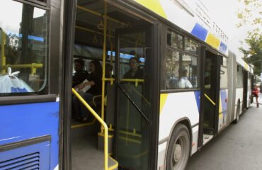 Αποτρόπαιο περιστατικό στη Θεσσαλονίκη: 43χρονος έβγαλε έξω το μόριό του και αυνανίστηκε μπροστά σε 19χρονη