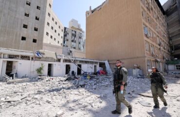 Ιρανικός βαλλιστικός πύραυλος έπληξε κατοικημένη περιοχή στο κεντρικό Ισραήλ (βίντεο)