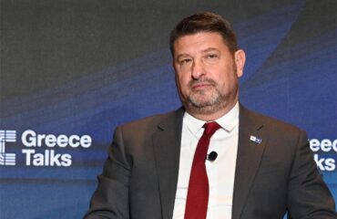 «Ηλία ρίχ’ το»: Mε τη γνωστή ατάκα ο Ν.Χαρδαλιάς έδωσε το σήμα για την κατασκευή της πλατείας Γαλατσίου