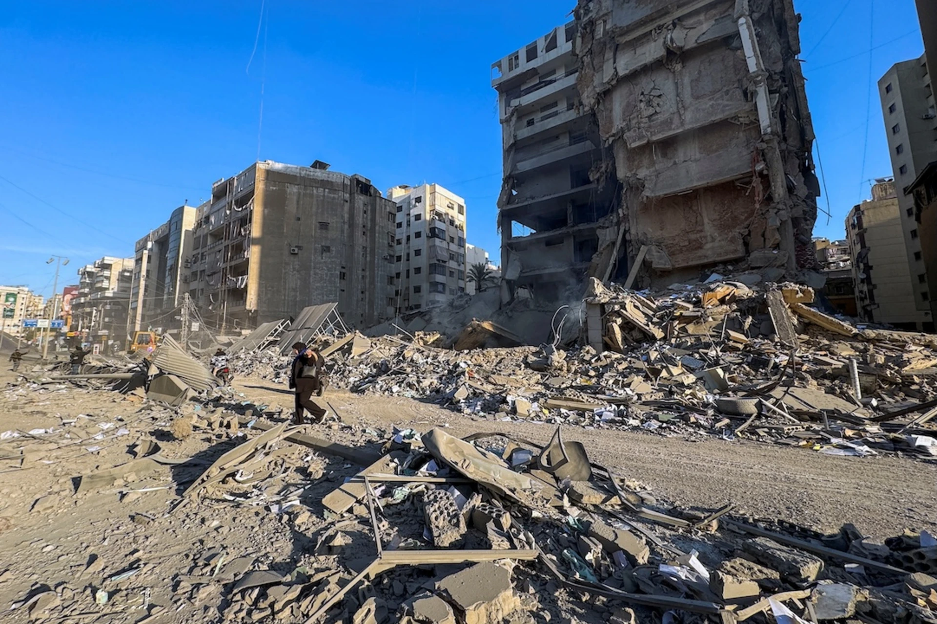 Το Ισραήλ ετοιμάζει μεγάλη χερσαία επίθεση στον Λίβανο