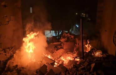 Το ρωσικό πρακτορείο ειδήσεων RT μεταδίδει σκηνές «Αποκάλυψης» από νυχτερινό βομβαρδισμό του Ισραήλ