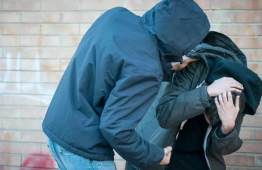 Έστησαν ενέδρα σε 16χρονο στα Ιωάννινα και τον «σάπισαν» στο ξύλο: «Πήγα να χάσω την όρασή μου»