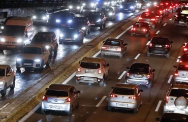 Λεωφόρος Βουλιαγμένης: Καραμπόλα τριών οχημάτων – Τραυματίστηκε ελαφρά ένα άτομο