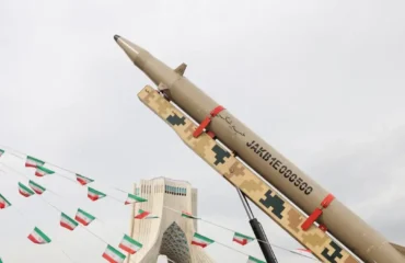 Εκπρόσωπος των IRGC: «Οι περισσότεροι από τους πυραύλους που εκτοξεύουμε κατασκευάστηκαν πριν από μια δεκαετία»