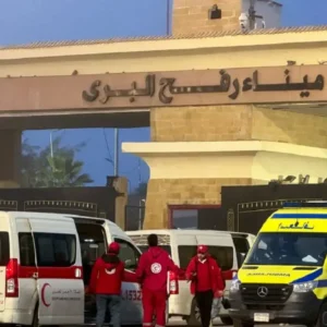 Αίγυπτος: Ανοίγει το μεθοριακό πέρασμα της Ράφα για περιορισμένες μετακινήσεις