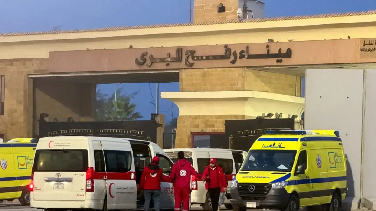 Αίγυπτος: Ανοίγει το μεθοριακό πέρασμα της Ράφα για περιορισμένες μετακινήσεις