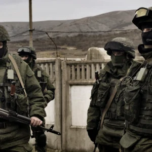 Ρώσος στρατιώτης καταγράφει τη στιγμή που συμπατριώτης του σκοτώνεται από νάρκη (βίντεο – σκληρές εικόνες)