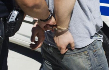 Αλλοδαπός απέδρασε από την αστυνομική διεύθυνση Χαλκίδας… ξυπόλυτος – Συνελήφθη λίγο αργότερα