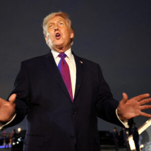 Σε δίλημμα ο Ν.Τραμπ λένε οι ΝΥ Τimes: «Σταματάει τις επιχειρήσεις στο Ιράν ή συνεχίζει;»