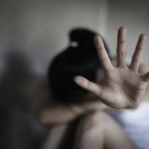 Χανιά: Ελεύθεροι με περιοριστικούς όρους οι έξι συλληφθέντες για τον ομαδικό βιασμό 17χρονης