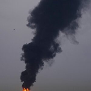 Βίντεο: Drones έπληξαν το κοίτασμα πετρελαίου και φυσικού αερίου Σαχ στο Αμπού Ντάμπι