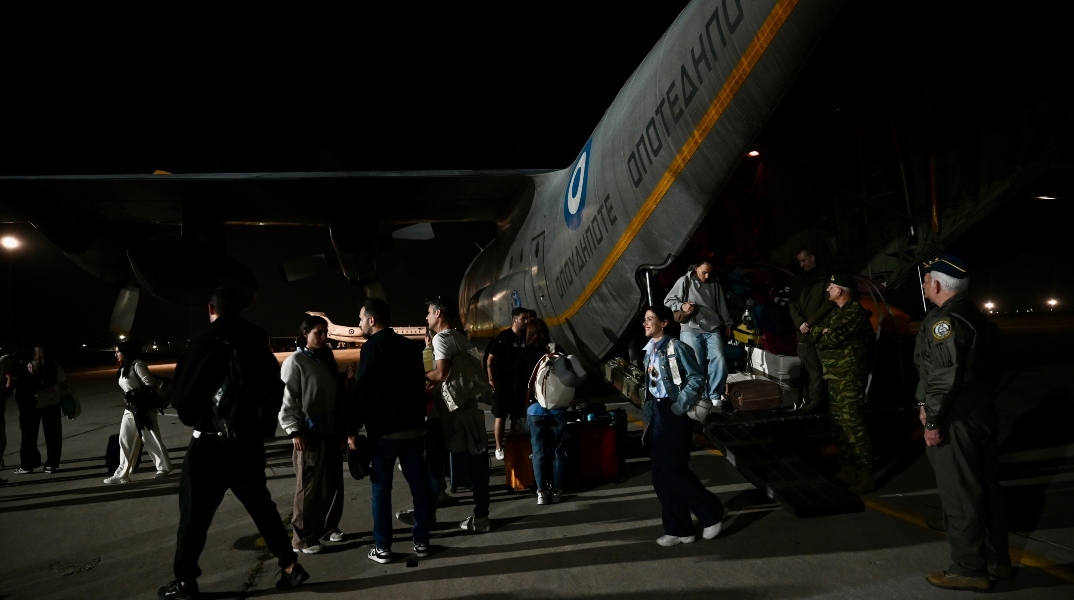 Ακυρώθηκε πτήση επαναπατρισμού Ελλήνων από το Ντουμπάι