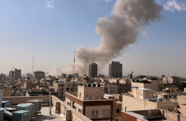 Οι ΗΠΑ βομβάρδισαν το κτίριο του Γενικού Επιτελείου των ιρανικών ενόπλων δυνάμεων στην Τεχεράνη (βίντεο)