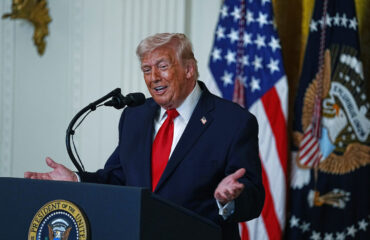 Ν.Τραμπ: «Η σύγκρουση με το Ιράν δεν θα έχει μεγάλη διάρκεια – Οι τιμές του πετρελαίου θα πέσουν σαν πέτρα»