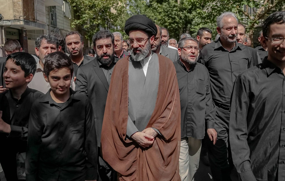 Στη Μόσχα έως το τέλος του πολέμου στον Κόλπο ο Μοτζτάμπα Χαμενεΐ