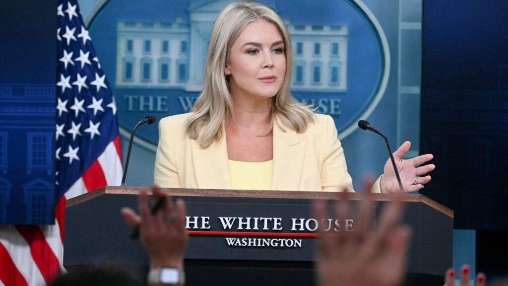 Επίθεση από Λευκό Οίκο κατά του παραιτηθέντος Τζο Κεντ: «Γελοίο  ότι ο Τραμπ πιέστηκε από το Ισραήλ»