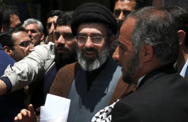 Ο Μοτζτάμπα Χαμενεί απέρριψε την πρόταση κατάπαυσης του πυρός από τις ΗΠΑ: «Μέχρι το τέλος σας θα σας πολεμάμε»