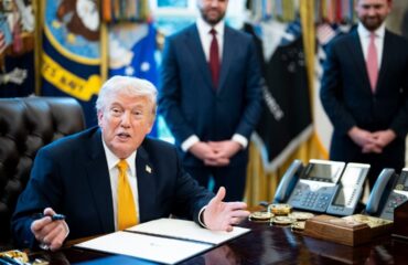 Τραμπ για πιθανή αποχώρηση των ΗΠΑ από το ΝΑΤΟ: «Είναι κάτι που θα το αποφασίσω εγώ»