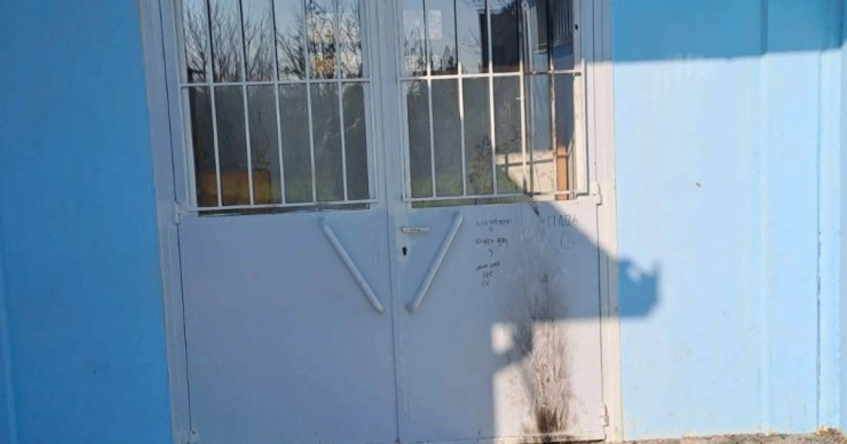 Ανήλικοι προκαλούσαν φθορές σε σχολεία της Θέρμης: Πάνω από 6.000 ευρώ οι ζημιές – Σχηματίστηκε δικογραφία