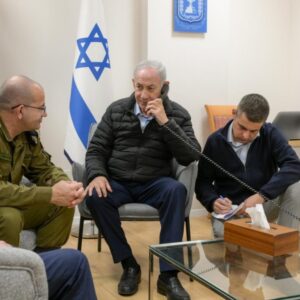 Η στιγμή που ο Μ.Νετανιάχου διατάζει την εξόντωση των ανώτερων αξιωματούχων του Ιράν (φώτο)