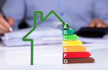 Πώς θα λειτουργεί το «Εξοικονομώ» μέχρι το 2032: Αποπληρωμή μέσω των λογαριασμών ηλεκτρικού ρεύματος!