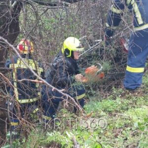 Χανιά: Αυτοκίνητο εξετράπη της πορείας του κι έπεσε σε γκρεμό – Απεγκλωβίστηκαν οι ηλικιωμένοι επιβάτες του