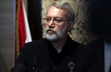 Η επόμενη μέρα μετά την εξόντωση του Αλί Λαριτζανί στο Ιράν: Οι φήμες περί διαδοχής από τον Σαΐντ Τζαλιλί