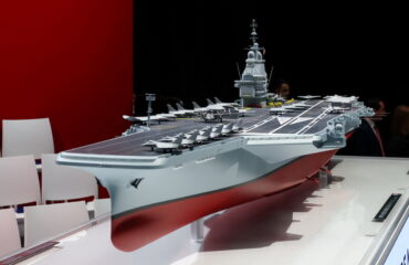 Ο Ε.Μακρόν ονομάτισε το νέο αεροπλανοφόρο: «Θα λέγεται Ελεύθερη Γαλλία» – Ανάμνηση και στην ήττα του 1940!