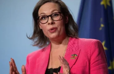 Η υπουργός Εξωτερικών της Σουηδίας κατήγγειλε την εκτέλεση Σουηδού υπήκοου από το Ιράν