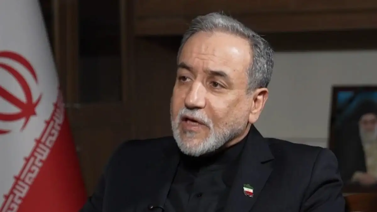 Κατηγορηματικός ο Αμπάς Αραγτσί: «Όσο και να μας βομβαρδίζουν εμείς δεν αλλάζουμε άποψη για τα πυρηνικά όπλα»