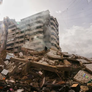 Ιράν: Νεκρός δικαστής που επέβαλε θανατικές ποινές σε διαδηλωτές – Ισραηλινό drone κτύπησε το όχημά του!