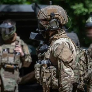 Οι ρωσικές δυνάμεις κτύπησαν τα κεντρικά γραφεία της SBU στη Λβιβ (βίντεο)