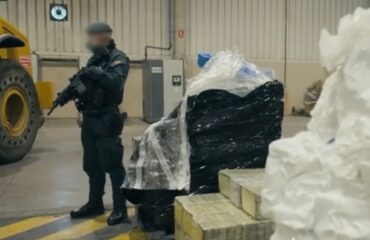 Δείτε πώς καταστρέφουν την κοκαΐνη που έχει κατασχεθεί – Ολόκληρη η διαδικασία