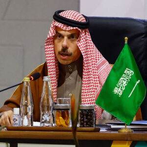 ΥΠΕΞ Σαουδικής Αραβίας: «Διατηρούμε το δικαίωμα στρατιωτικής δράσης κατά του Ιράν»