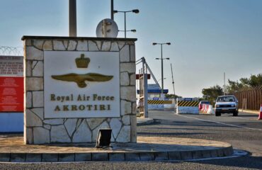 Συναγερμός στο Ακρωτήρι: Μήνυμα πως «υπάρχει σε εξέλιξη απειλή ασφάλειας» έλαβαν οι κάτοικοι