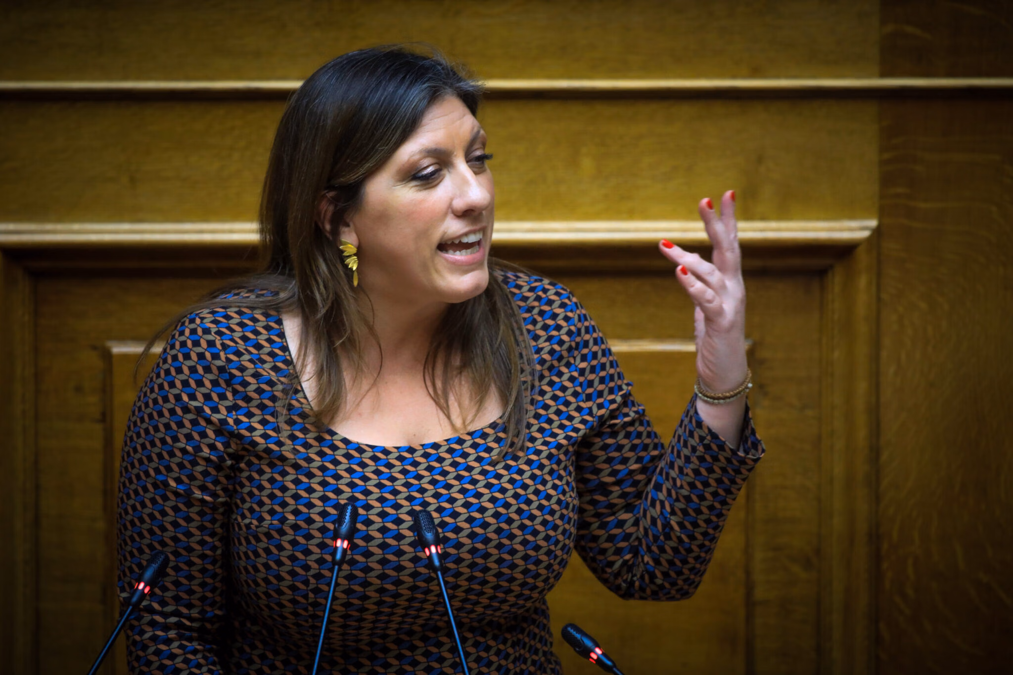 Ένωση Δικαστών και Εισαγγελέων: «Συκοφάντης» η Ζ.Κωνσταντοπούλου – «Κουραστικά επικίνδυνη!»