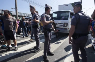 Βραζιλία: Νεκρός καταζητούμενος βαρόνος ναρκωτικών μετά από έφοδο της αστυνομίας στις φαβέλες του Ρίο