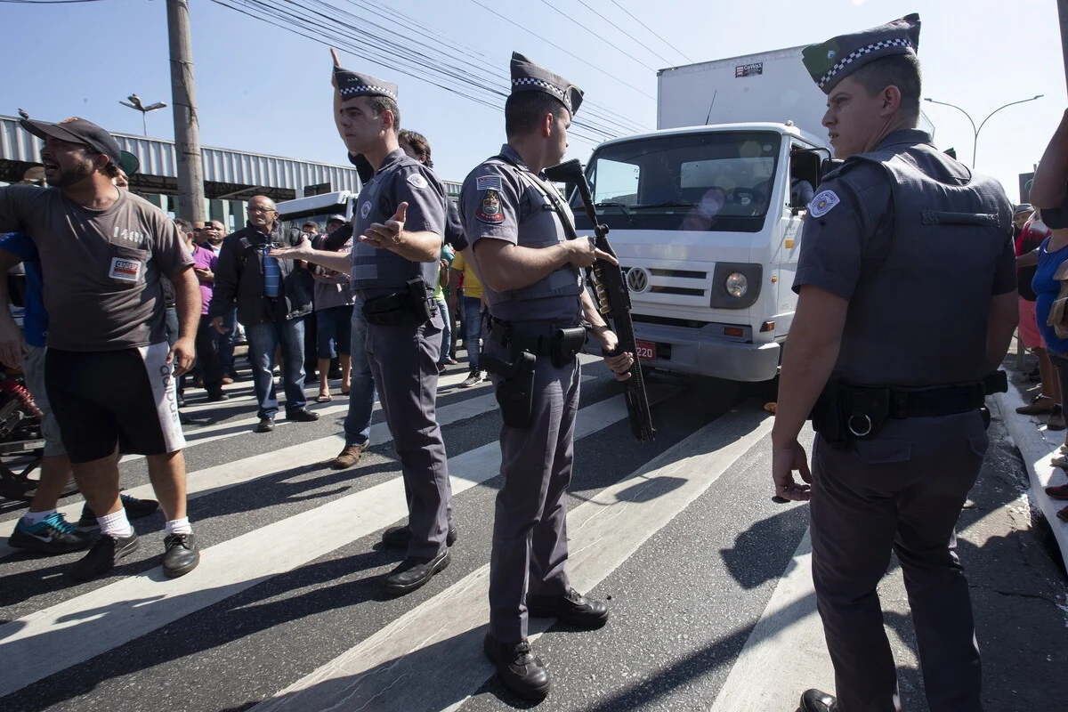 Βραζιλία: Νεκρός καταζητούμενος βαρόνος ναρκωτικών μετά από έφοδο της αστυνομίας στις φαβέλες του Ρίο