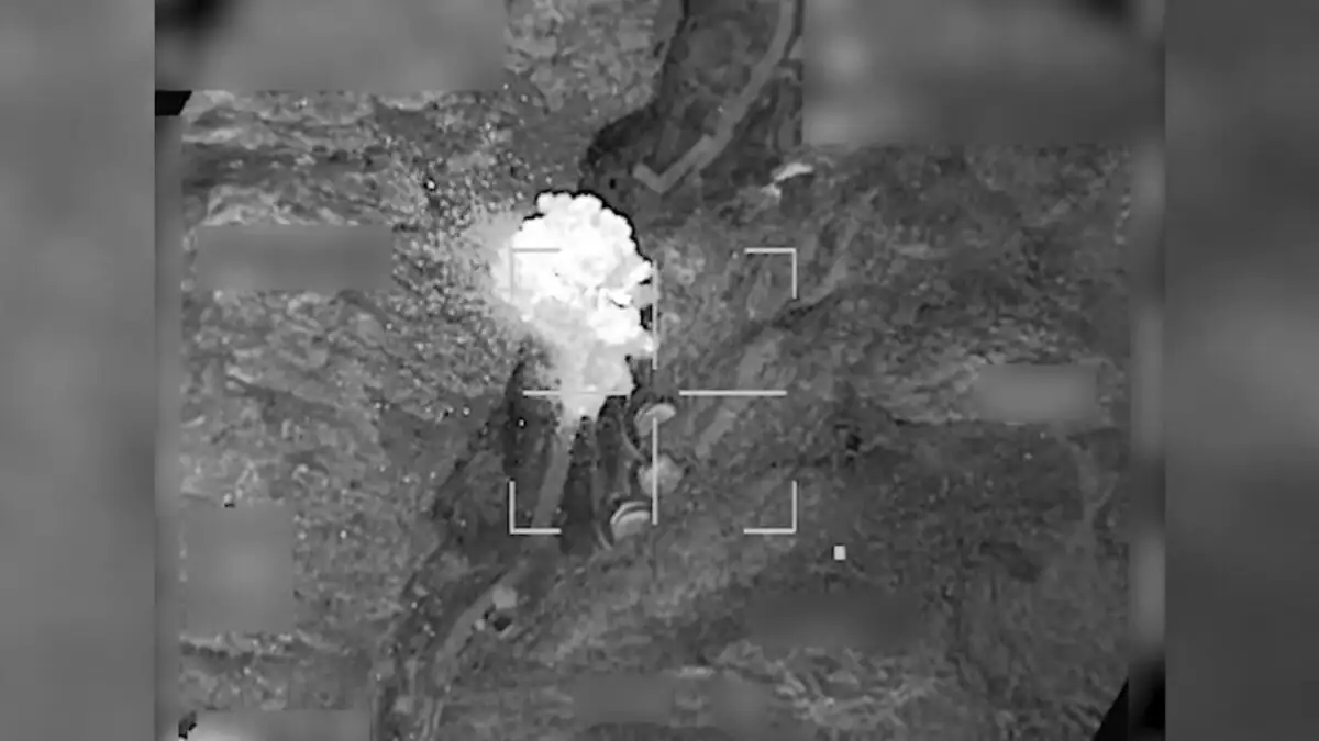 CENTCOM: Νέα πλάνα από τα πλήγματα κατά ιρανικών στρατιωτικών στόχων