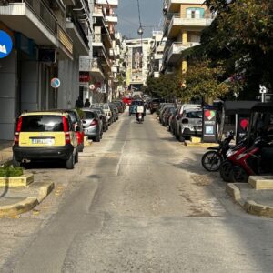 Τραγωδία στη Λαμία: Περαστικοί εντόπισαν νεκρό έναν 49χρονο στο κέντρο της πόλης