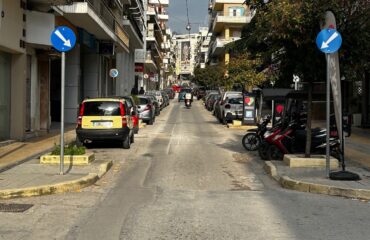 Τραγωδία στη Λαμία: Περαστικοί εντόπισαν νεκρό έναν 49χρονο στο κέντρο της πόλης