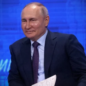 Το BBC «αποθεώνει» την Ρωσία: Πώς κατάφερε να είναι η μεγαλύτερη κερδισμένη από τον πόλεμο στη Μέση Ανατολή