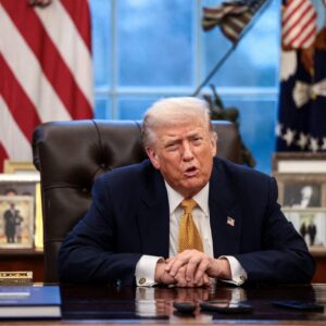 Το ισχυρό «χαρτί» του Ν.Τραμπ: Έτσι θα πείσει το Ιράν να ανοίξει τα Στενά του Ορμούζ