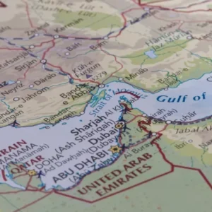 Το Ιράν ανοίγει τα Στενά του Ορμούζ σε όλα τα πλοία εκτός αυτών που ανήκουν σε επιτιθέμενες χώρες!