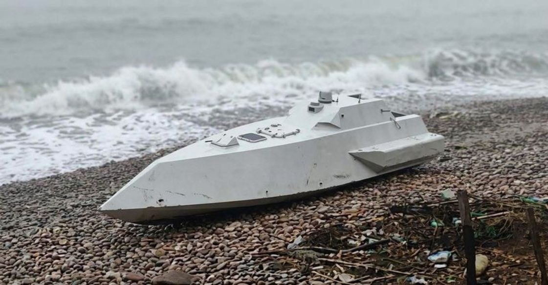 Τουρκία: UMV φορτωμένο με πυρομαχικά ξεβράστηκε σε παραλία στο Ορντού – Δείτε φωτογραφίες