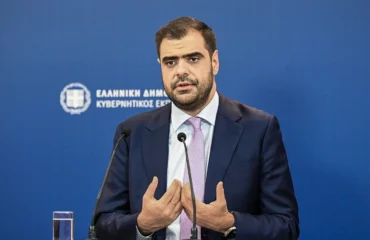 Π.Μαρινάκης για Ζ.Κωνσταντοπούλου»: «Επιβιώνει πολιτικά πάνω στον πόνο» – «Καθυστερεί τη διαδικασία»