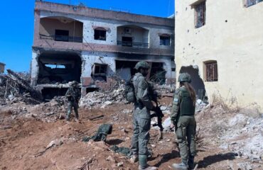 Βίντεο: Ισραηλινοί στρατιώτες προκαλούν ζημιές σε σπίτια εκτοπισμένων στο νότιο Λίβανο